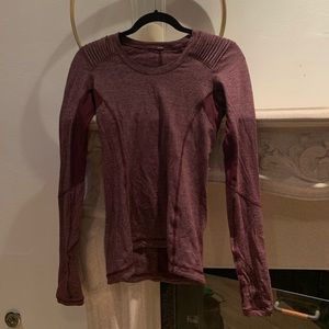 Lululemon “runderful” long sleeve
